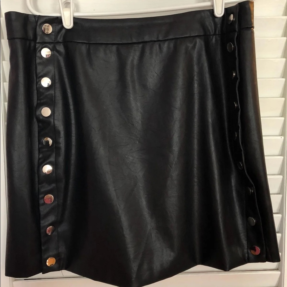 Forever 21+ Black Mini Skirt